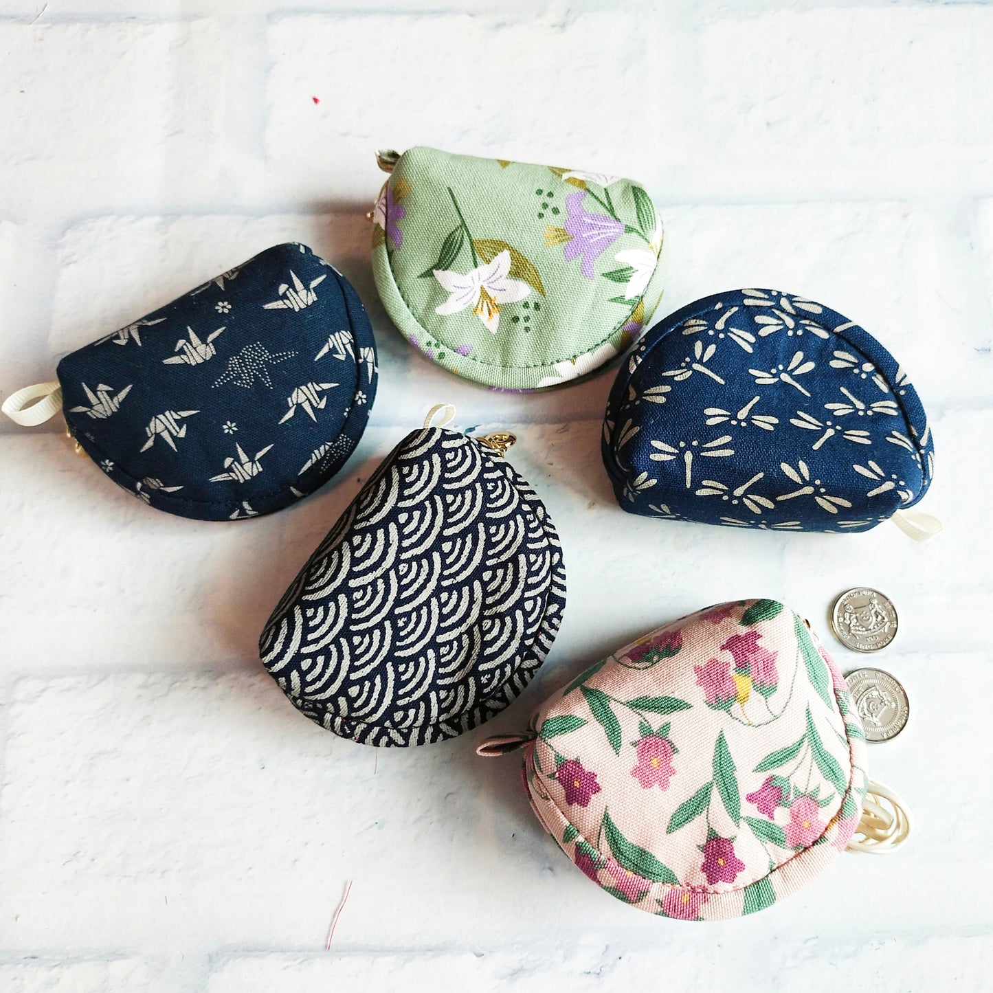 Mini Dumpling Pouch, Tiny Coin Purse, Headphone Case, Small Coin Wallet, Mini Zipper Purse