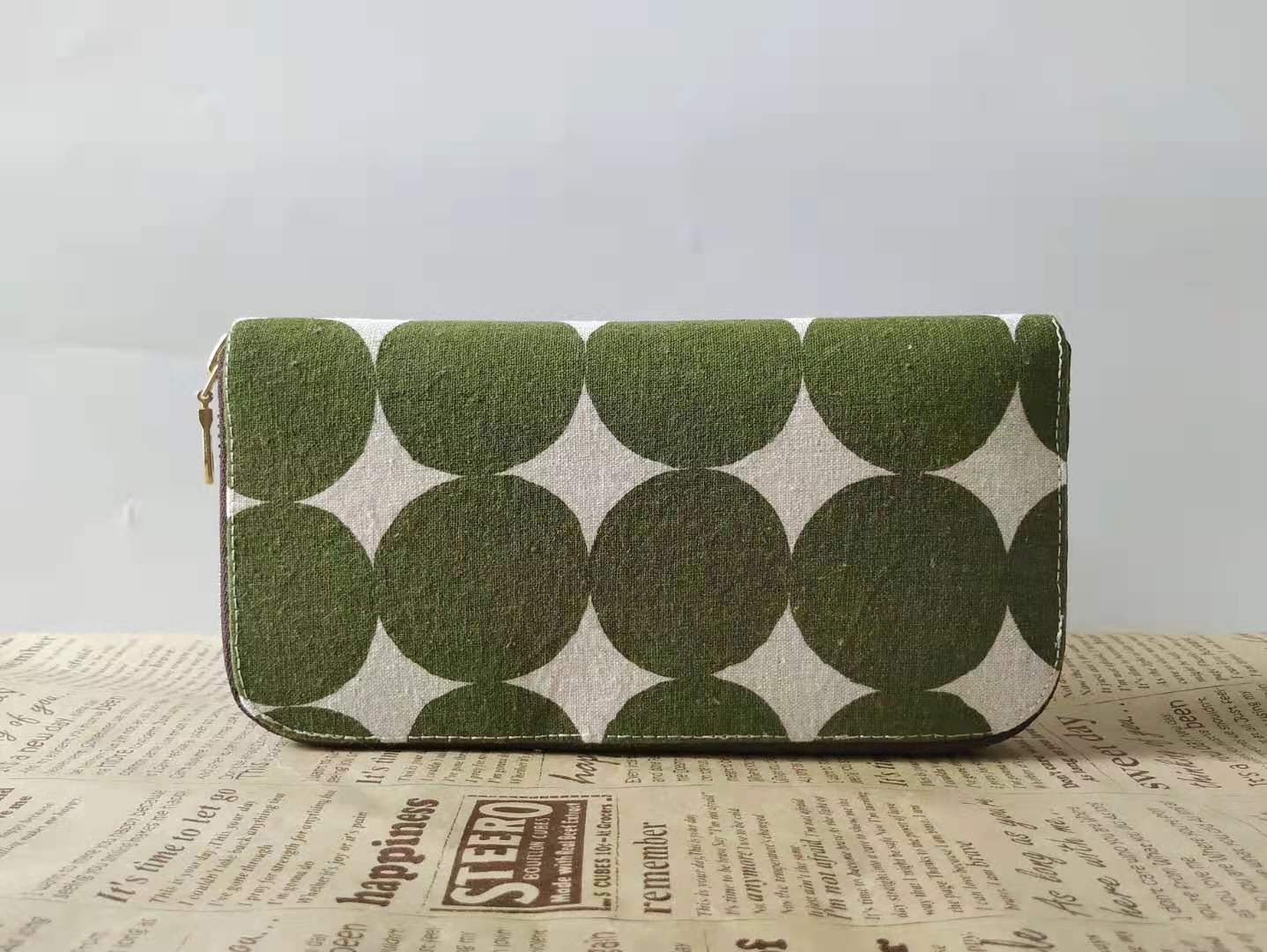 Long Zipper Wallet - Green Polka Dot