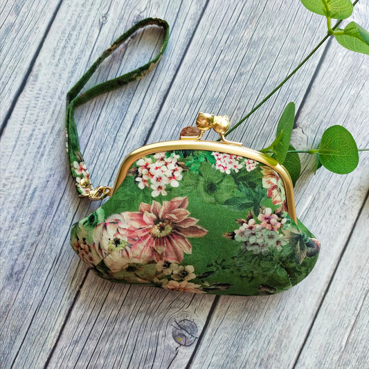 Double Clasp Wristlet Purse - Floral On Green