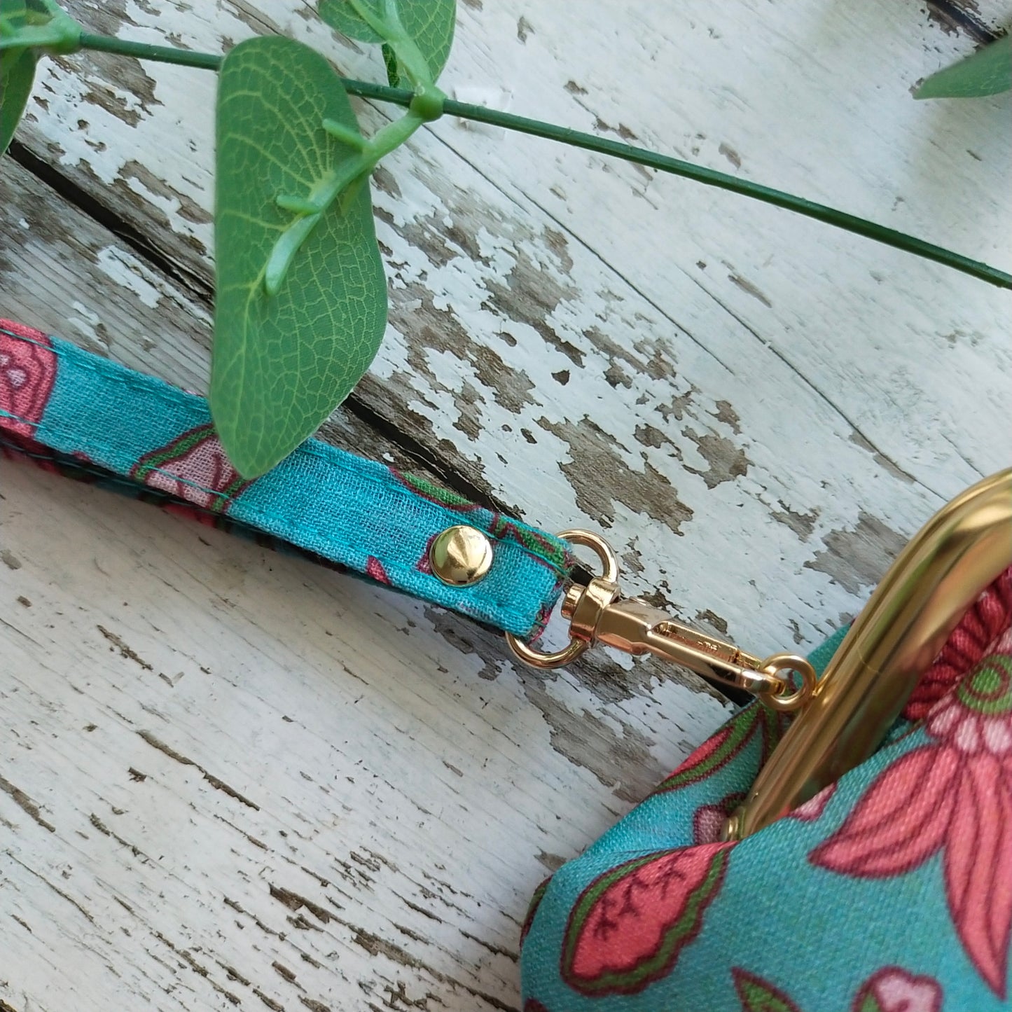 Double Clasp Wristlet Purse - Pink Floral On Mint