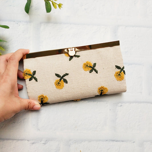 Clutch Wallet - Little Daisy Embroidery