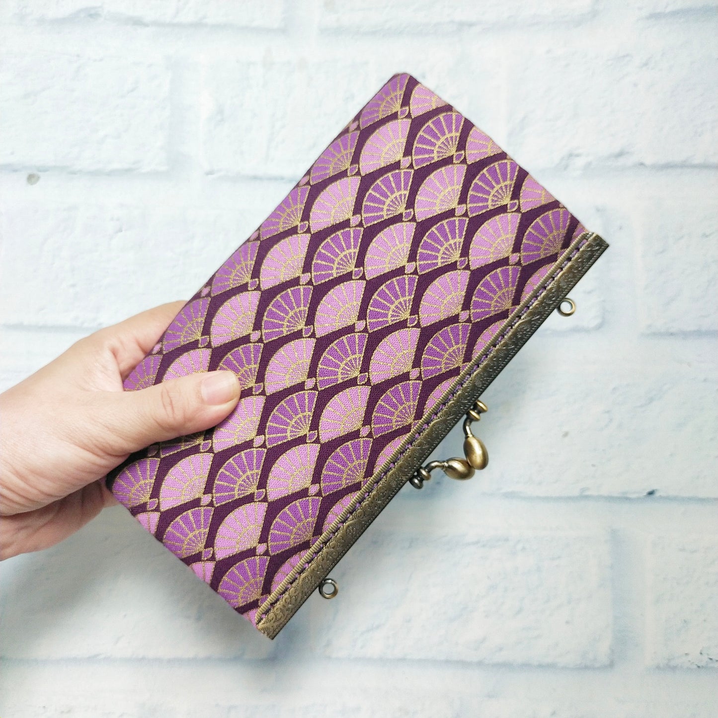 Crossbody Wallet Bag - Fans (Purple)